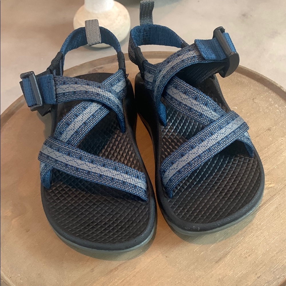 Kids Chaco Navy Gray Sandals
